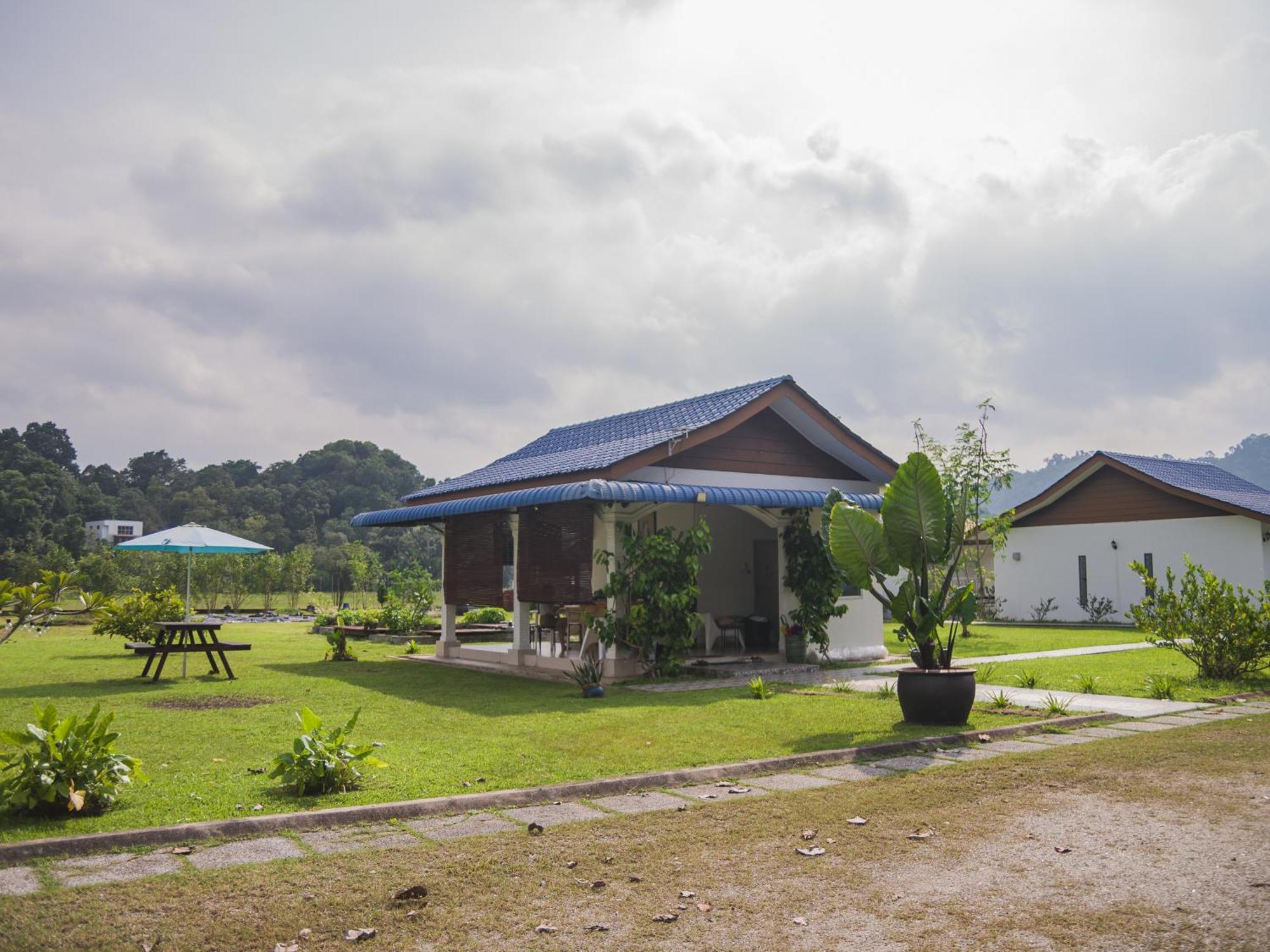 Ferienwohnung Halcyon Days @ Langkawi Pantai Cenang  Exterior foto